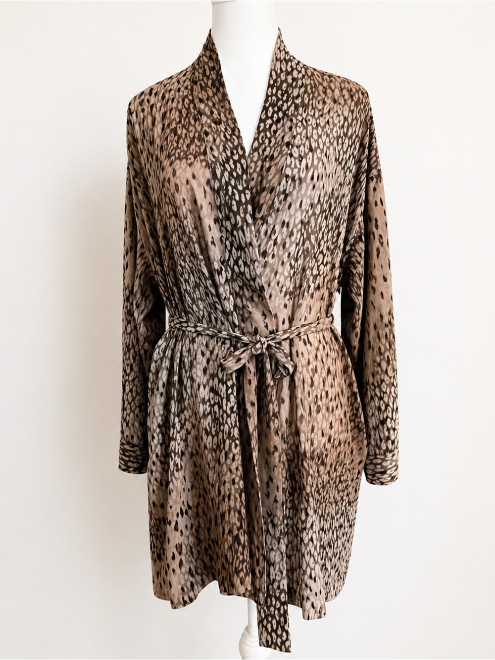 Victoria’s Secret Leopard Satin Robe Y2K One Size Kimono Pockets